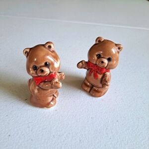 Vintage Salt and Pepper teddy bear shakers